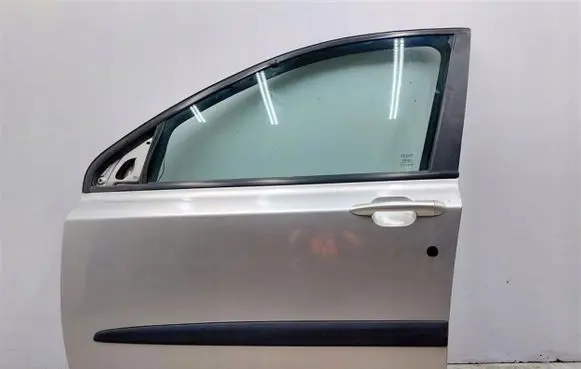 Fiat Stilo Front door