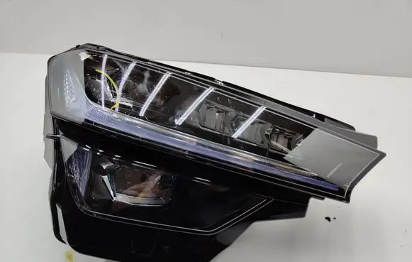 Skoda Kodiaq II Headlight/headlamp 57H941036
