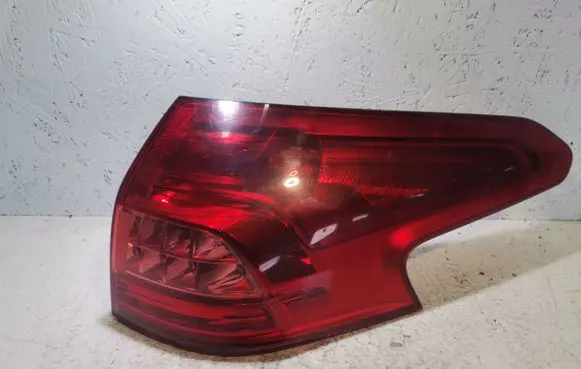 Citroen C5 Rear/tail lights VP8X8X13404