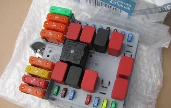 Fuse box set