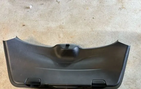 Nissan Juke II F16 Tailgate trim 909016PA0A