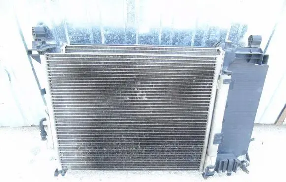 Opel Meriva B Coolant radiator