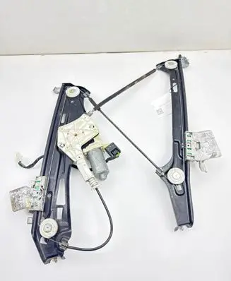 Mercedes-Benz CLS C219 Front door window regulator with motor A2197200746 A2197200946