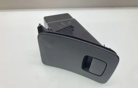 Volvo XC90 Glove box 31366376