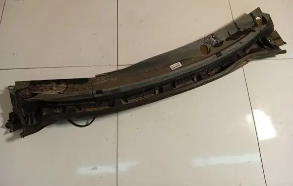 Nissan Tiida C11 Wiper trim 66862EL000
