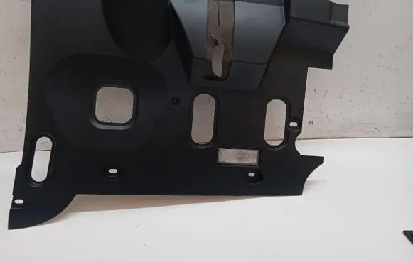 BMW 7 E65 E66 Glove box 8223666