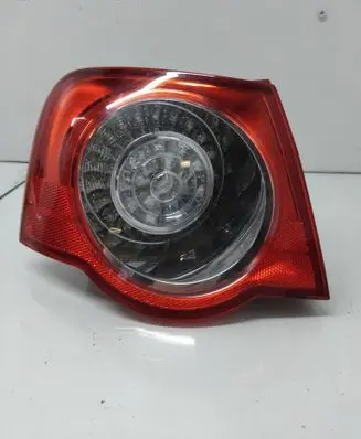 Volkswagen PASSAT B6 Rear/tail lights 3C5945095C
