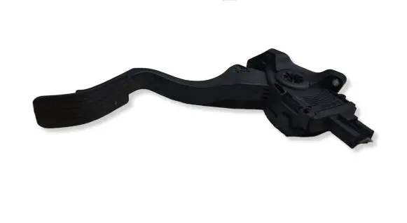 Peugeot 308 SW Accelerator throttle pedal 9681530380