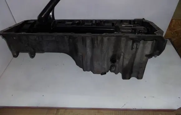BMW 5 E60 E61 Oil sump