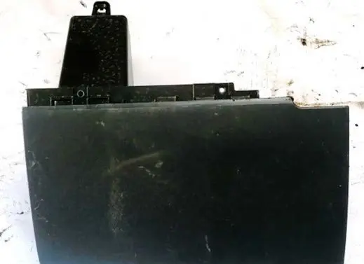 Mitsubishi Colt Glove box MN140025ZZ MN140024ZZ