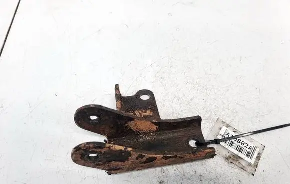 Hyundai Getz Engine mounting bracket
