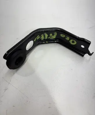 Subaru Outback (BS) Air filter cleaner box bracket assembly 