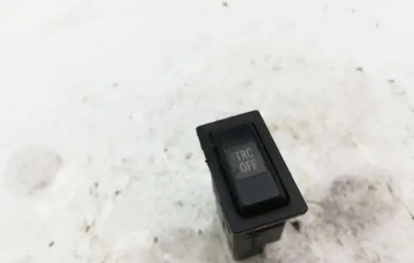 Traction control (ASR) switch