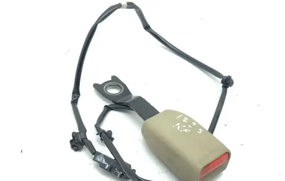 Citroen C-Crosser Front seatbelt buckle