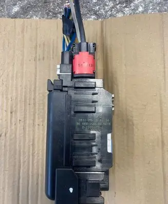 Peugeot 508 Fuse module 9665492680