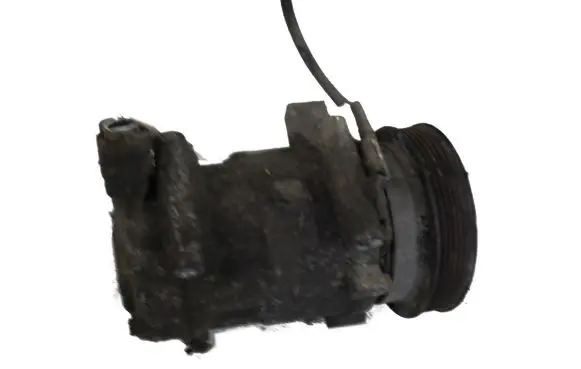 Renault Kangoo I Air conditioning (A/C) compressor (pump) 8200315744