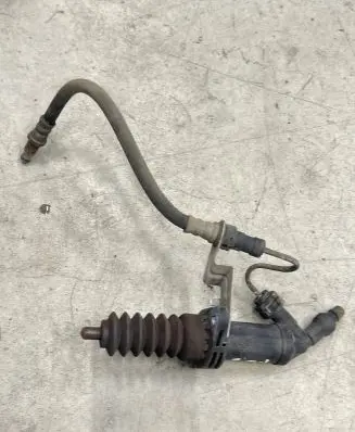 BMW 3 F30 F35 F31 Clutch master cylinder 6795711 PA66GF35 2613