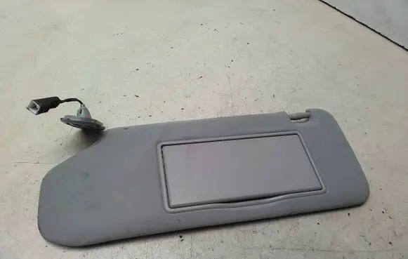 Toyota Avensis T250 Sun visor