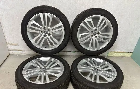 Audi Q5 SQ5 FY R20 alloy rim 80A601025F