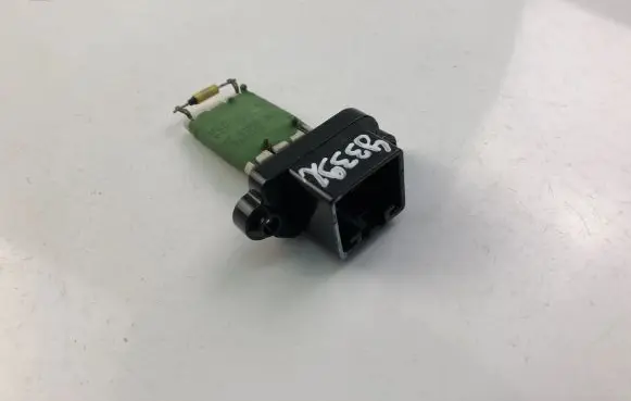 Heater blower motor/fan resistor
