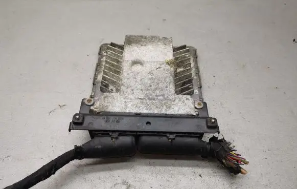 Volkswagen PASSAT B6 Engine control unit/module 03G906018AS