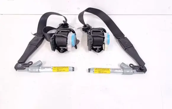 Opel Insignia A Front seatbelt 84025371 84025368 307512399