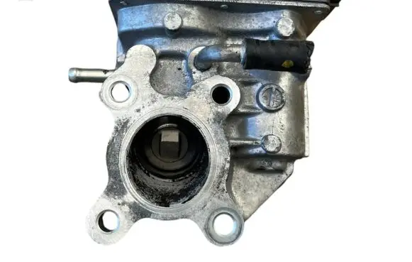 Mazda CX-5 EGR valve SH0120300 FR2620458 VN1501000200