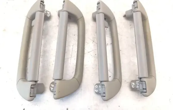 Mercedes-Benz S W220 A set of handles for the ceiling 2208100551