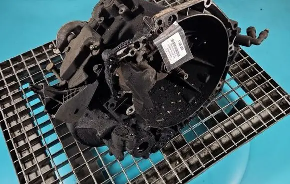 Peugeot Partner Manual 5 speed gearbox 20DP33 IMPRK1536085