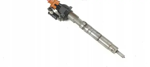 Toyota Yaris Fuel injectors set 23670-33060