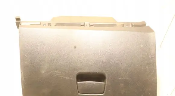 KIA Rio Glove box