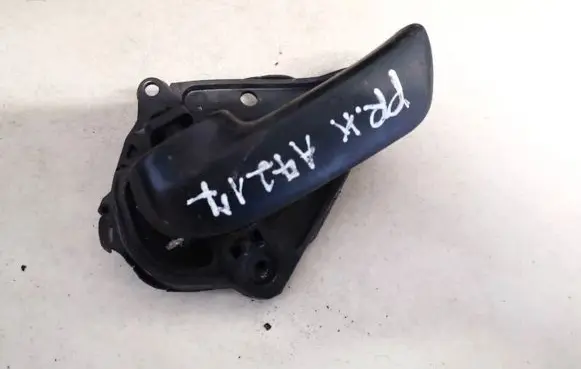 Mazda 3 I Front door interior handle