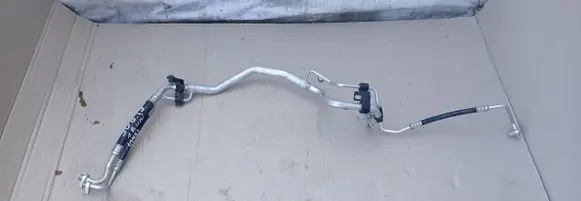 Peugeot 308 Air conditioning (A/C) pipe/hose 9678270580