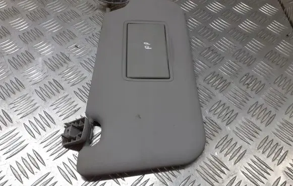 Ford Fiesta Centre console side trim front 