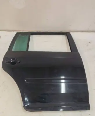 Volkswagen Touran I Rear door 10833312H