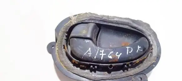 Peugeot 406 Front door interior handle 93118501 9616307577