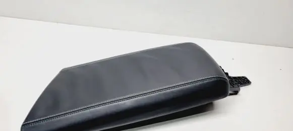 Alfa Romeo Giulia Armrest 156132388