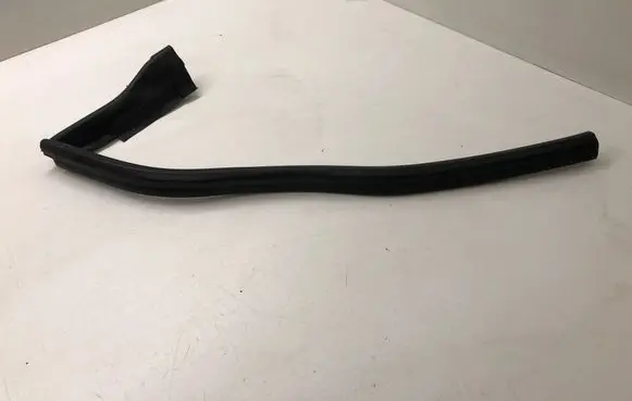 Mercedes-Benz E W212 Engine compartment rubber A2126280098