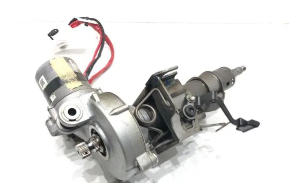 Toyota Avensis T270 Power steering pump 45250-05750