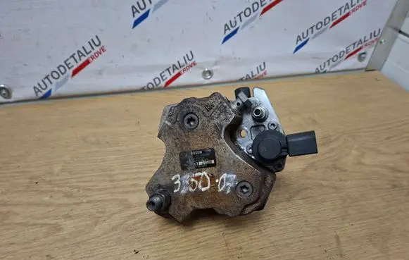 BMW 3 E92 E93 Fuel injection high pressure pump 7798333