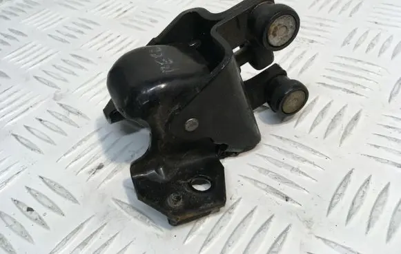 Citroen Berlingo Sliding door middle roller runner 9680486580
