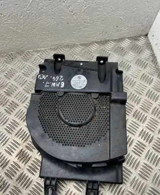 BMW 7 E65 E66 Subwoofer speaker 6970005 697000501 61928910