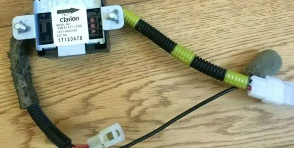 Subaru Impreza II Aerial antenna amplifier NSA171200 17120476
