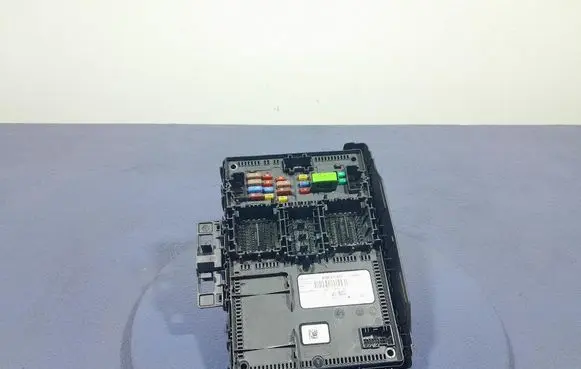 Ford Focus Fuse box set JX6T15604BCG