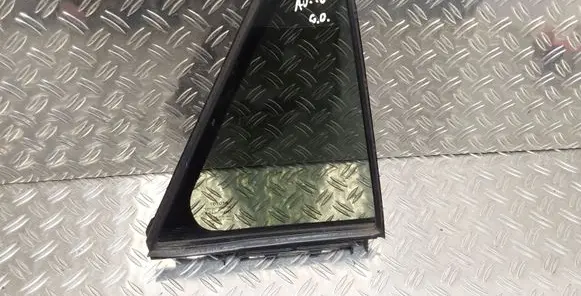Toyota Avensis T270 Rear vent window glass 6818805070