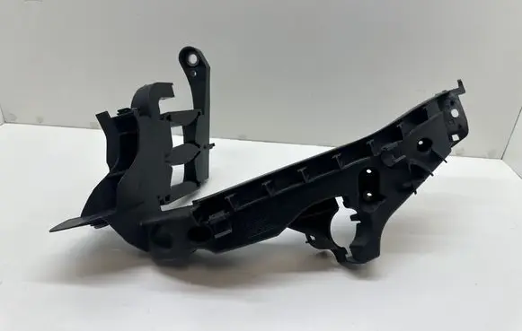 Audi A4 S4 B8 8K Headlight/headlamp mounting bracket 8K0805607A