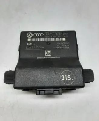Volkswagen Golf V Gateway control module 1K0907530H
