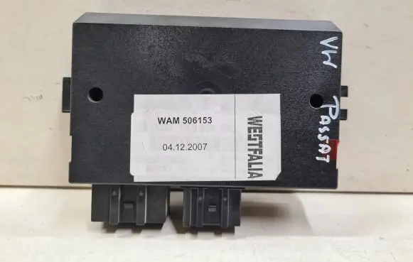 Volkswagen PASSAT B6 Tow bar trailer control unit/module 1K0907383