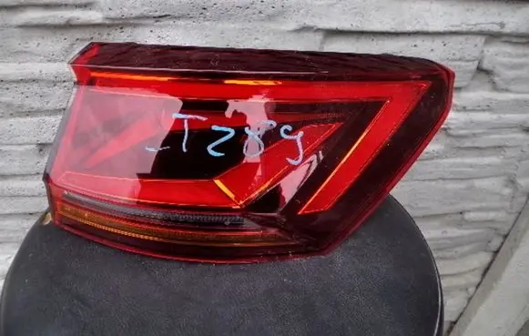 Volkswagen Touareg III Rear/tail lights