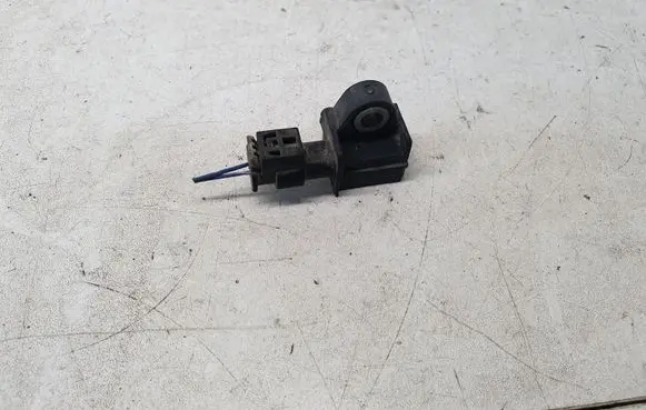 Mercedes-Benz C W205 Airbag deployment crash/impact sensor 2229051400
